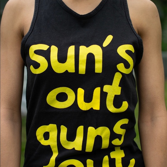 ❤️SUNS OUT GUNS OUT ‘ Bro Tank’ - Picture 2 of 5